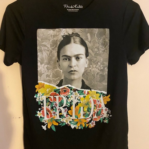 Frida Kahlo Black T Shirt Designed by Isaac Morris Limited - Picture 1 of 3